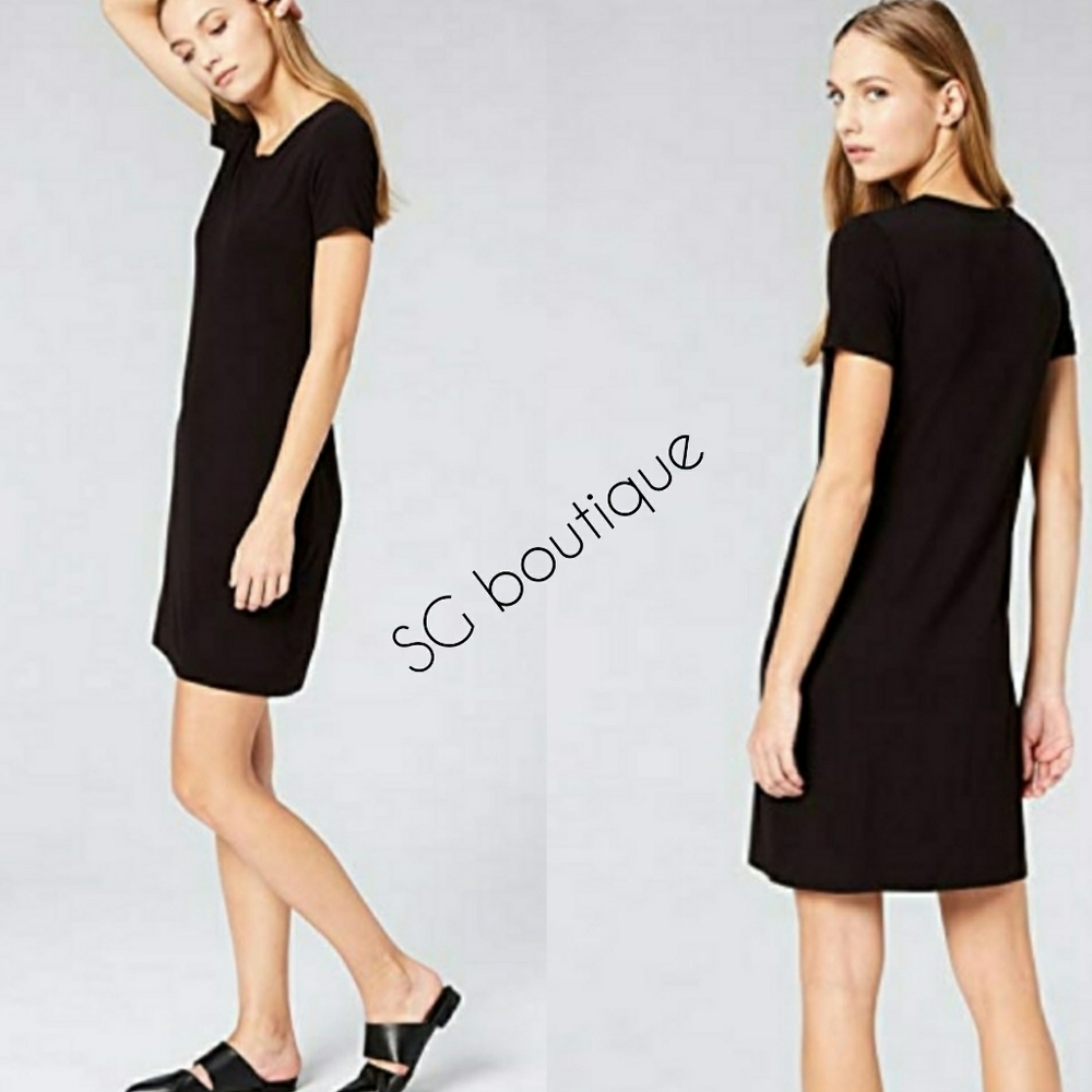 🆕⭐Hanna" Black short sleeve t-shirt dress⭐